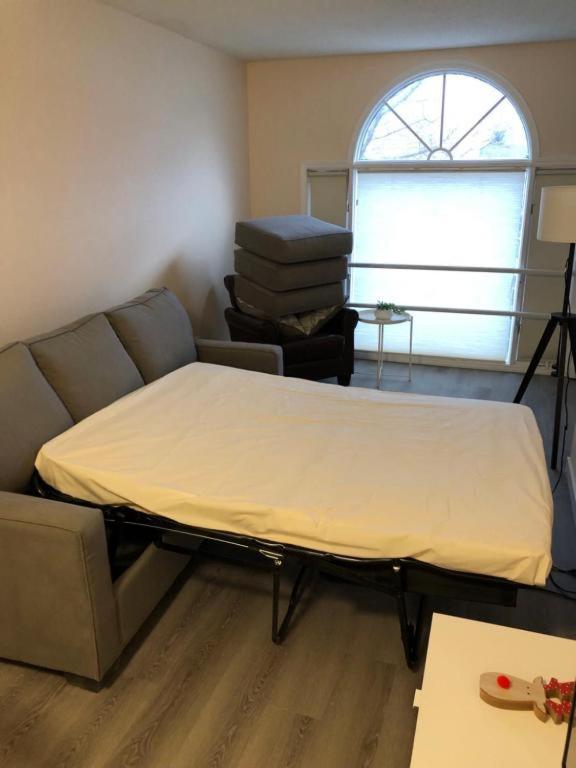 Appartamento Unit #201 Cozy Mountain View 1Br In Dt Canmore Esterno foto